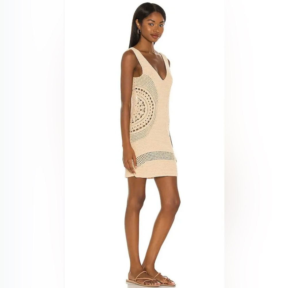 House of Harlow 1960 Beige Crochet